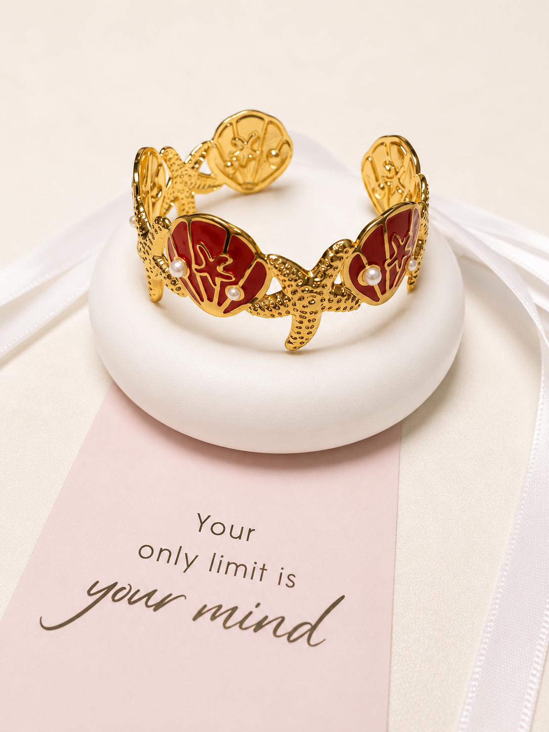 Starfish and Seashells Bracelet, 18K Gold Plated Steel