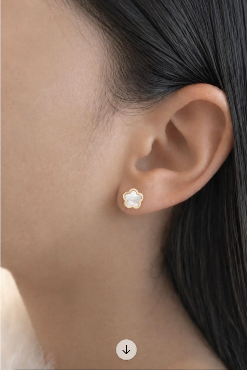 Stainless Steel Peach Blossoms with White Shell Cutting Stud Earrings