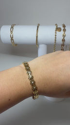 Floral Stainless Steel Bracelet – 18K Gold Plated