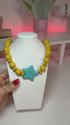 Ball and star necklace